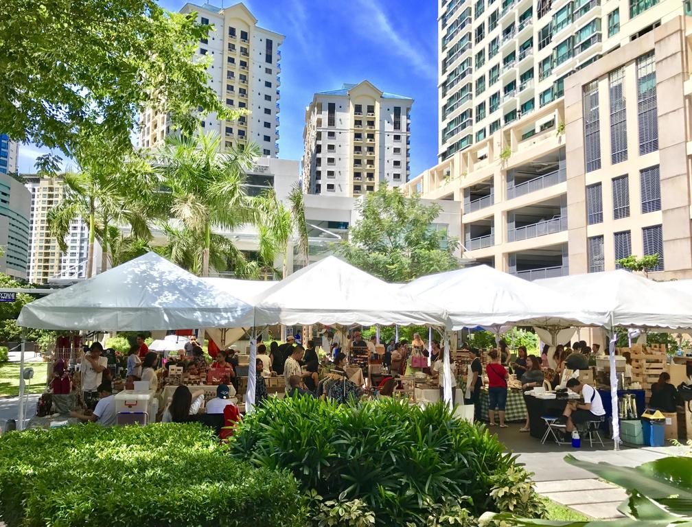 Forbestown Place At The Fort Bgc Taguig Exteriör bild