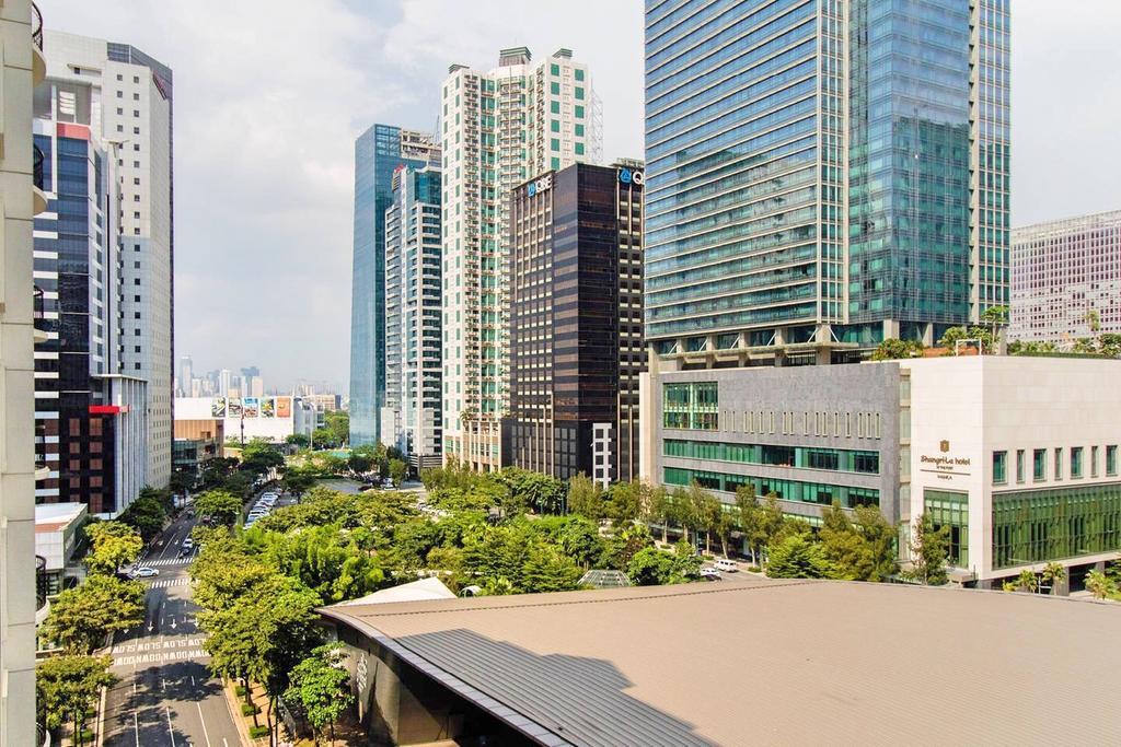 Forbestown Place At The Fort Bgc Taguig Exteriör bild