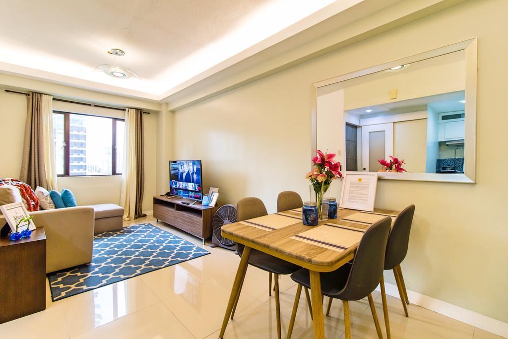 Forbestown Place At The Fort Bgc Taguig Exteriör bild