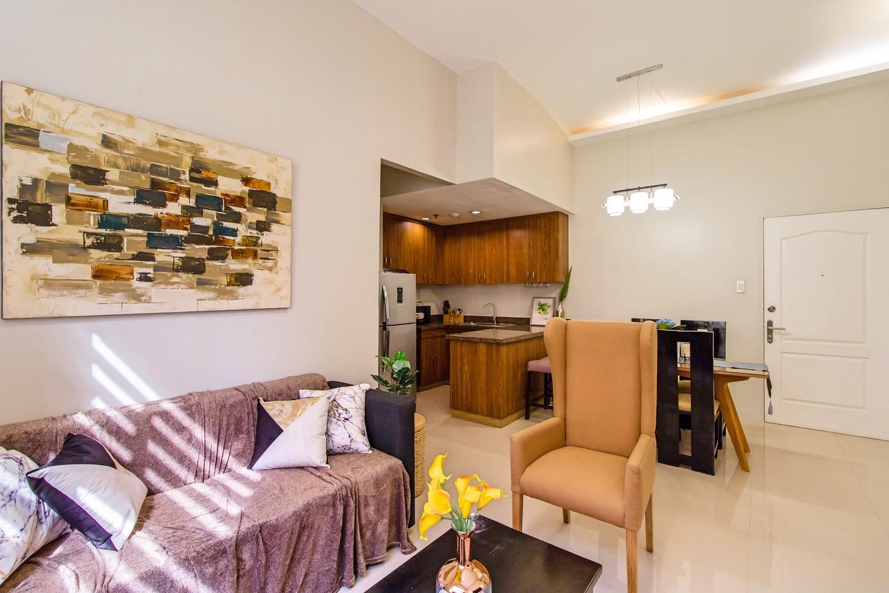 Forbestown Place At The Fort Bgc Taguig Exteriör bild